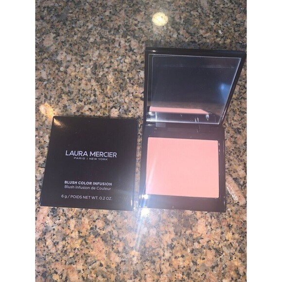 Laura mercier blush Guava NIB - Picture 1 of 4